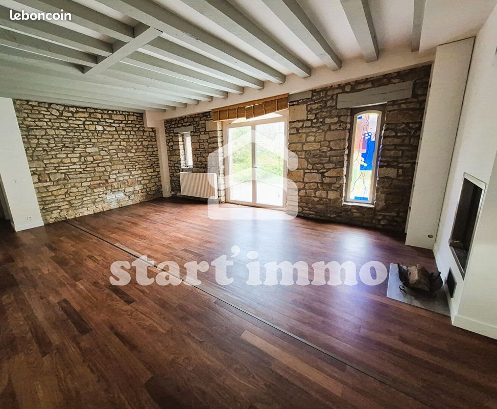 Maison à vendre, 180m², Devecey