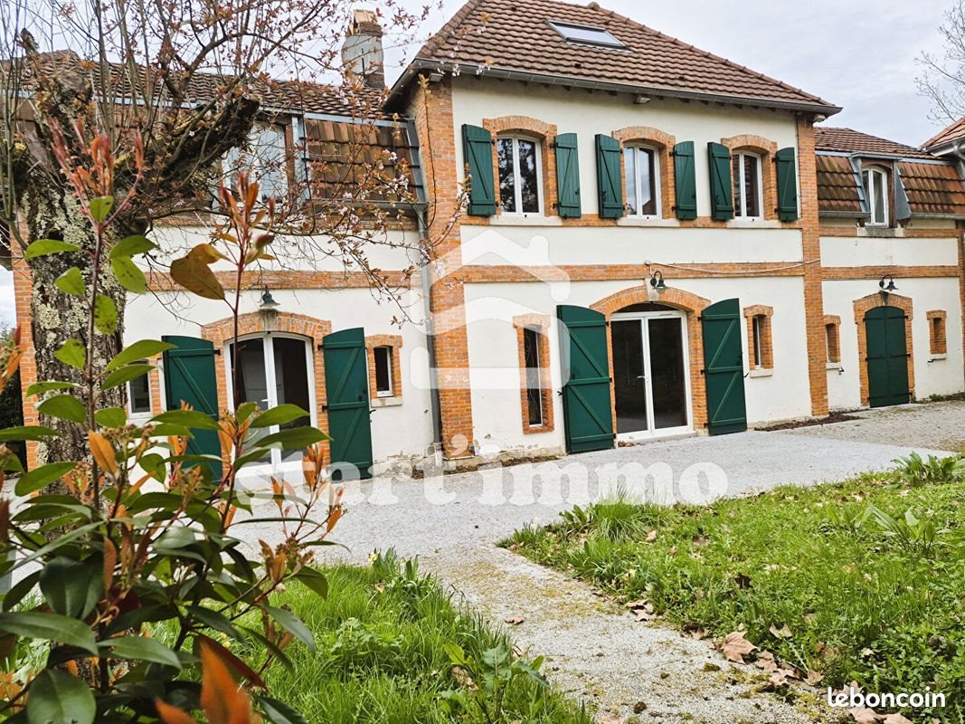 Maison à vendre, 180m², Devecey
