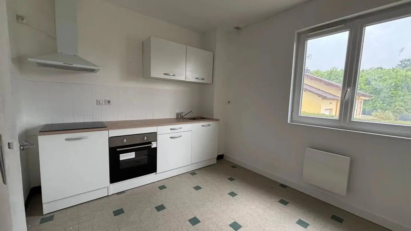 Appartement à louer, 81m², Branges