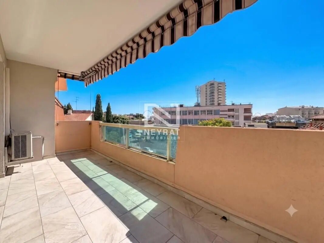 Appartement à vendre, 71m², Saint-Raphaël