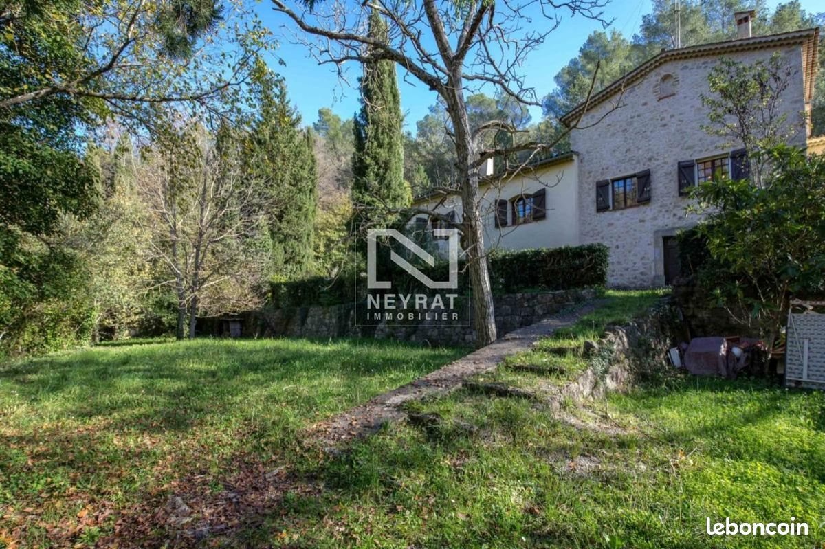 Maison à vendre, 250m², Tourrettes