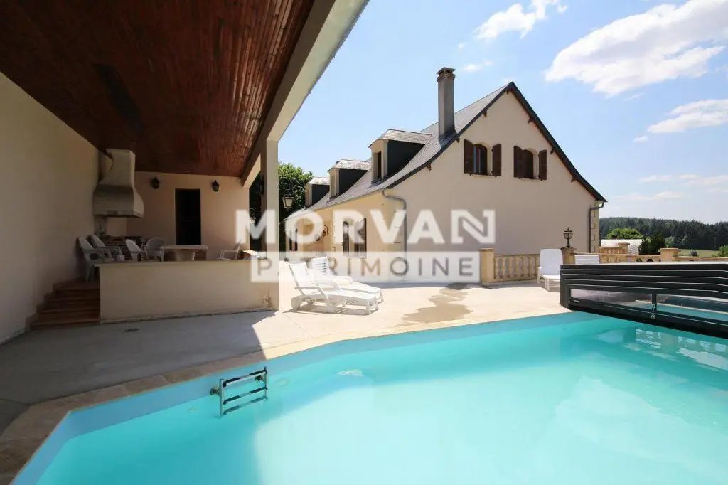 Maison à vendre, 276m², Château-Chinon (Campagne)