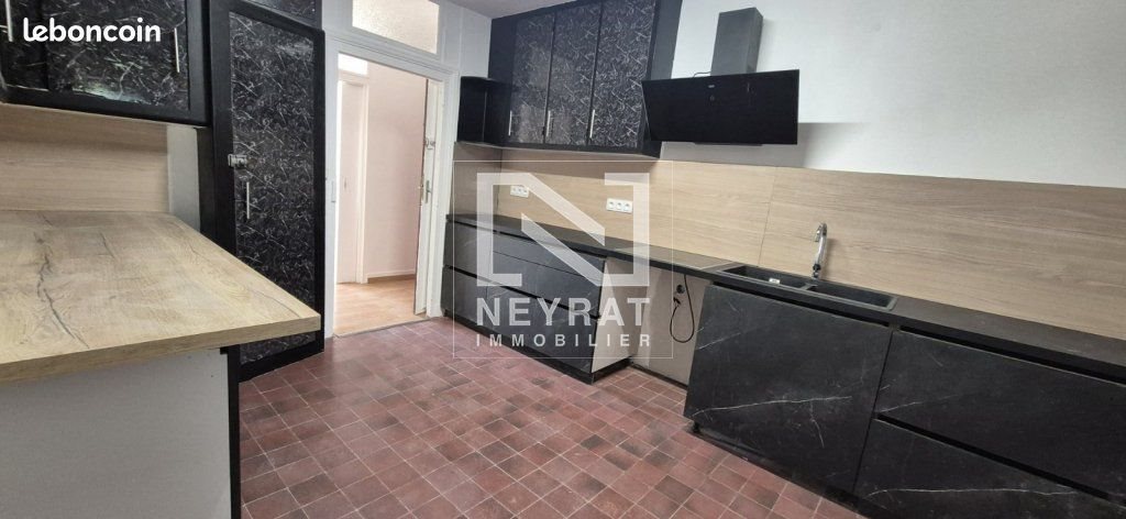 Appartement à louer, 74m², Autun
