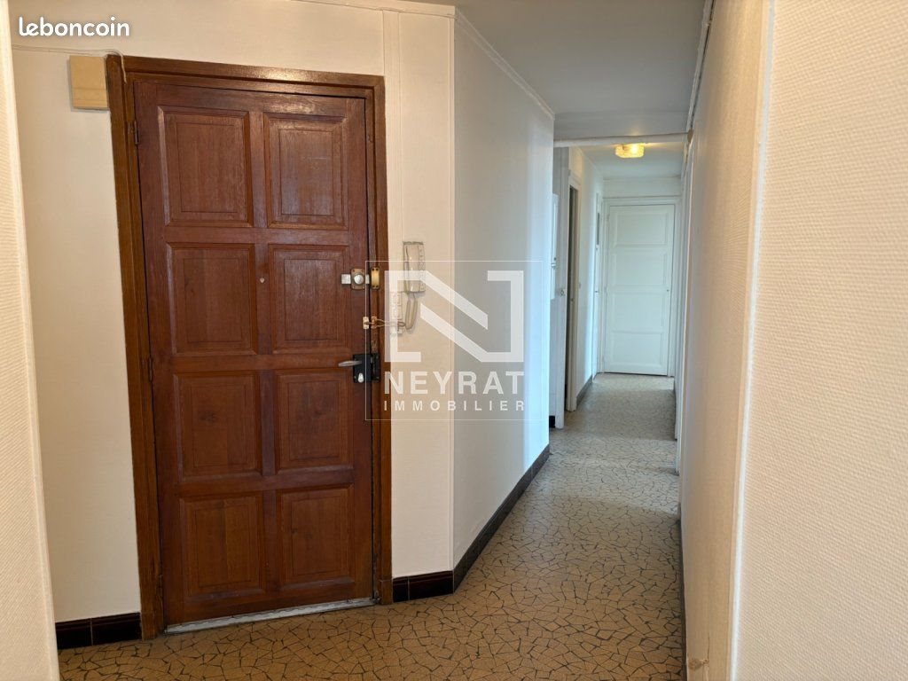 Appartement à louer, 80m², Autun