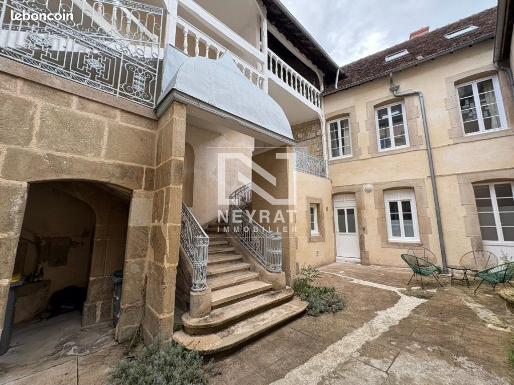 Appartement à louer, 28m², Autun
