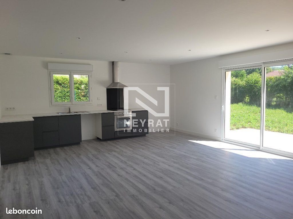 Maison à louer, 90m², Nanton