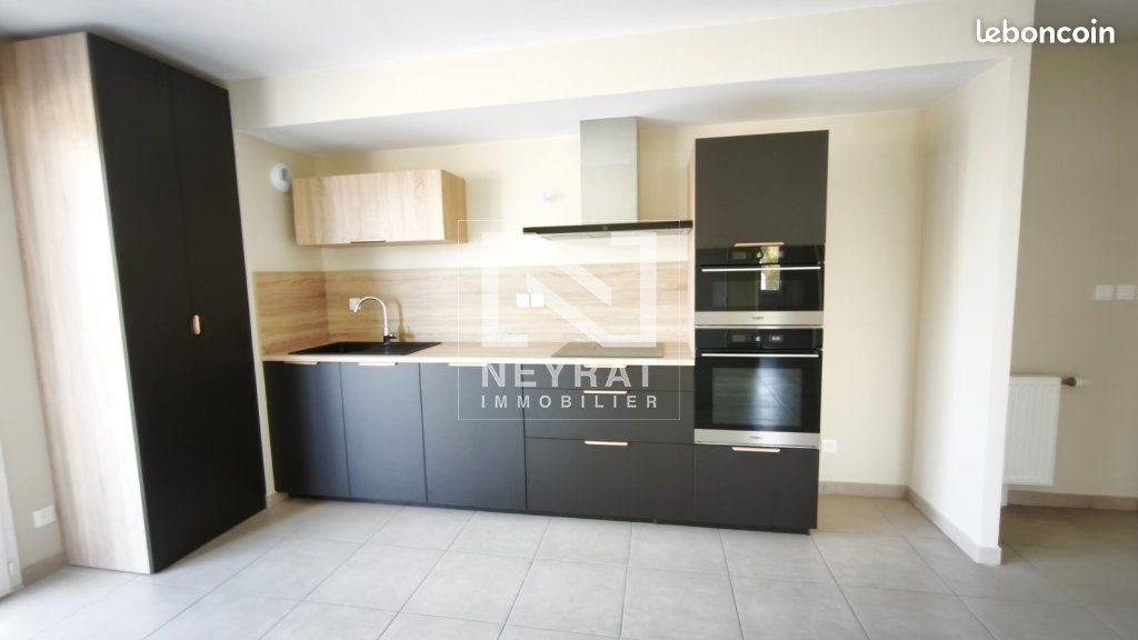 Appartement à louer, 68m², Saint-Rémy