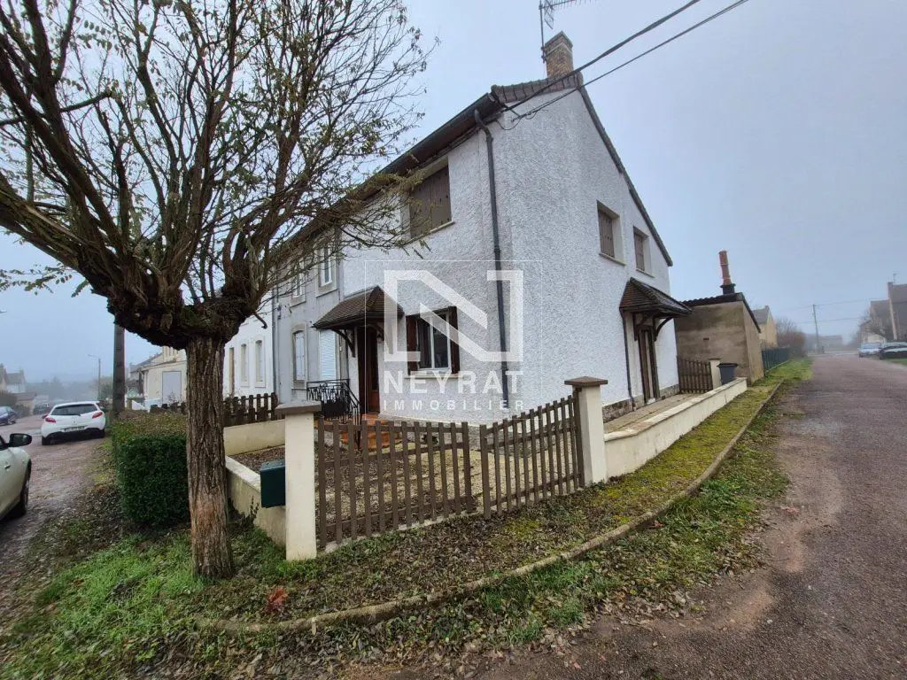 Maison à louer, 73m², Épinac