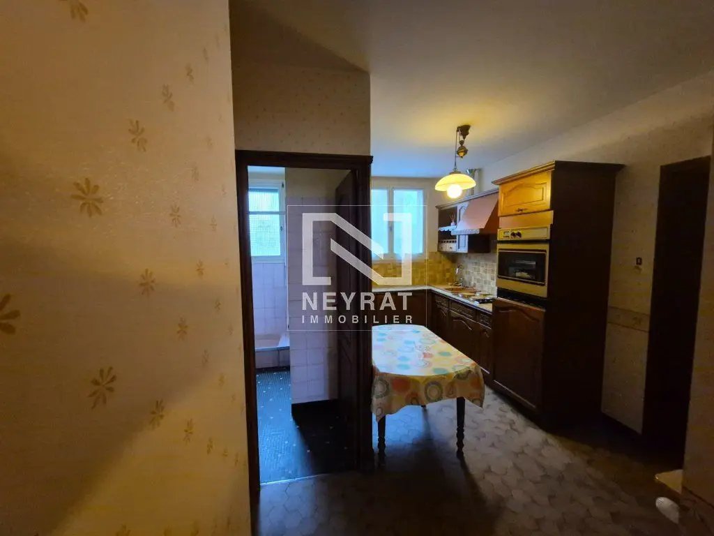 Maison à louer, 73m², Épinac