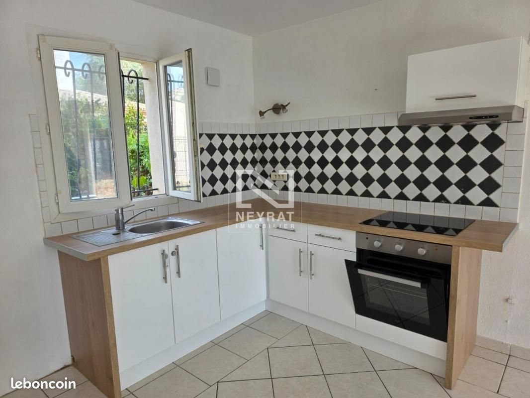 Appartement à louer, 62m², Fayence