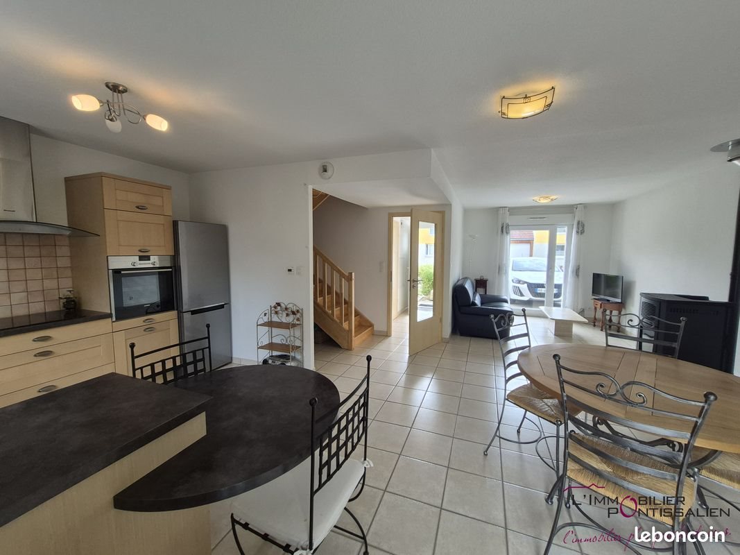 Maison à louer, 87m², Pontarlier