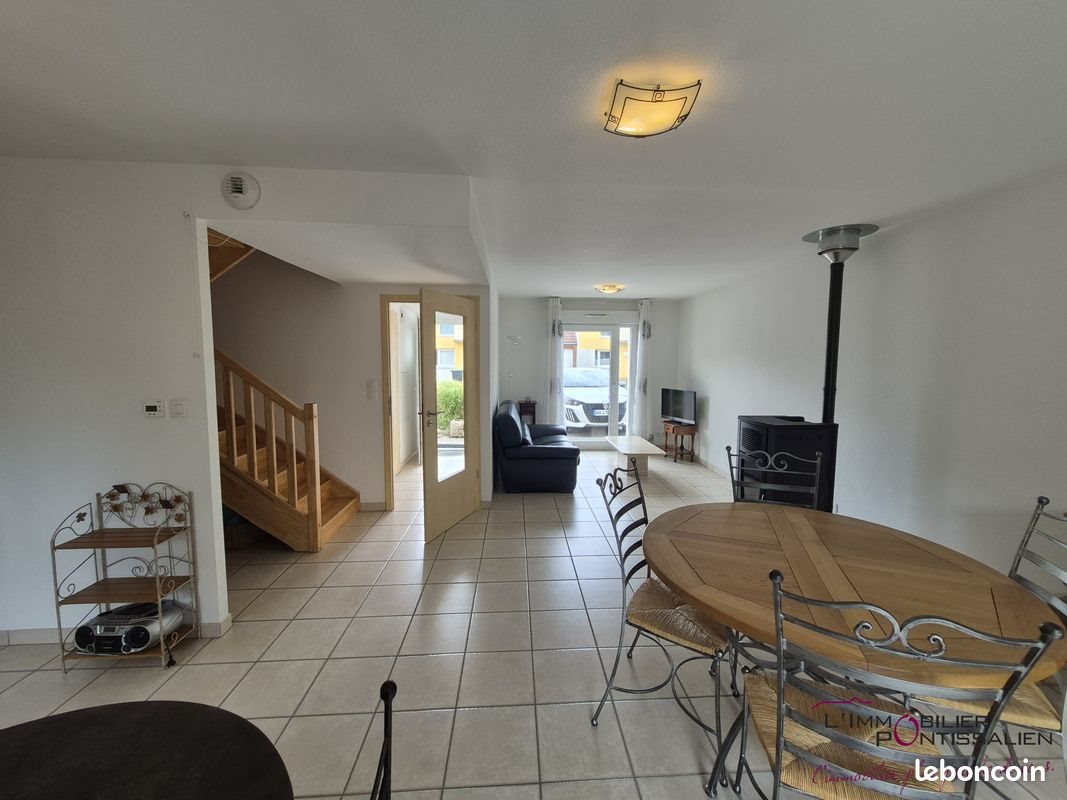 Maison à louer, 87m², Pontarlier