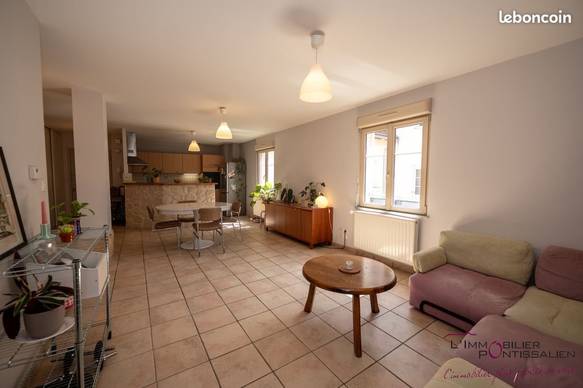 Appartement à vendre, 72m², Mouthe