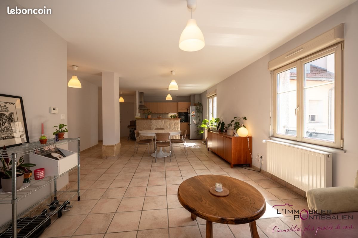 Appartement à vendre, 72m², Mouthe
