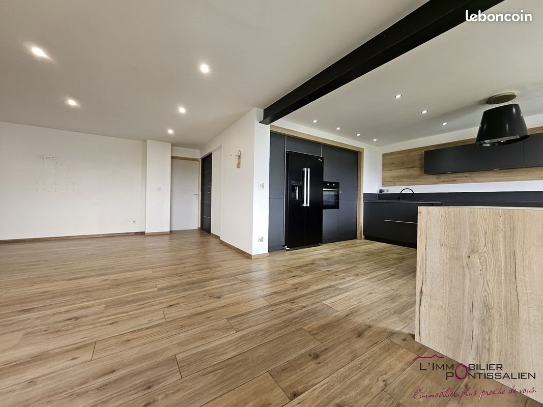 Appartement à vendre, 75m², Frasne