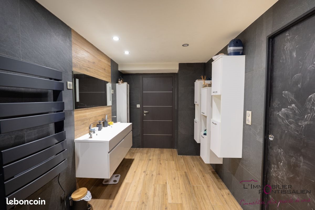 Appartement à vendre, 75m², Frasne