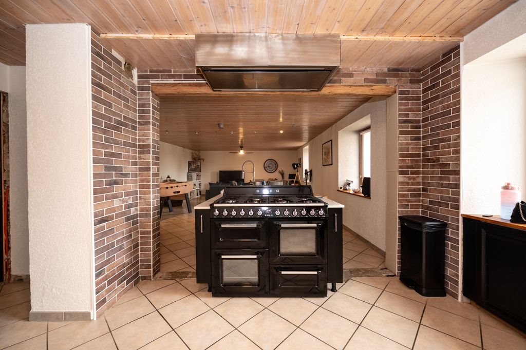 Maison à vendre, 236m², Chaffois