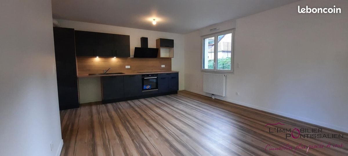 Appartement à louer, 62m², Les Hôpitaux-Neufs