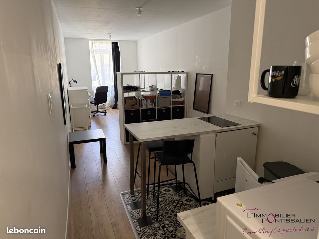 Appartement à louer, 28m², Pontarlier