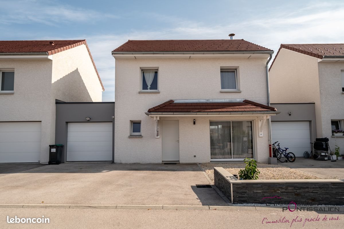 Maison à vendre, 97m², Houtaud