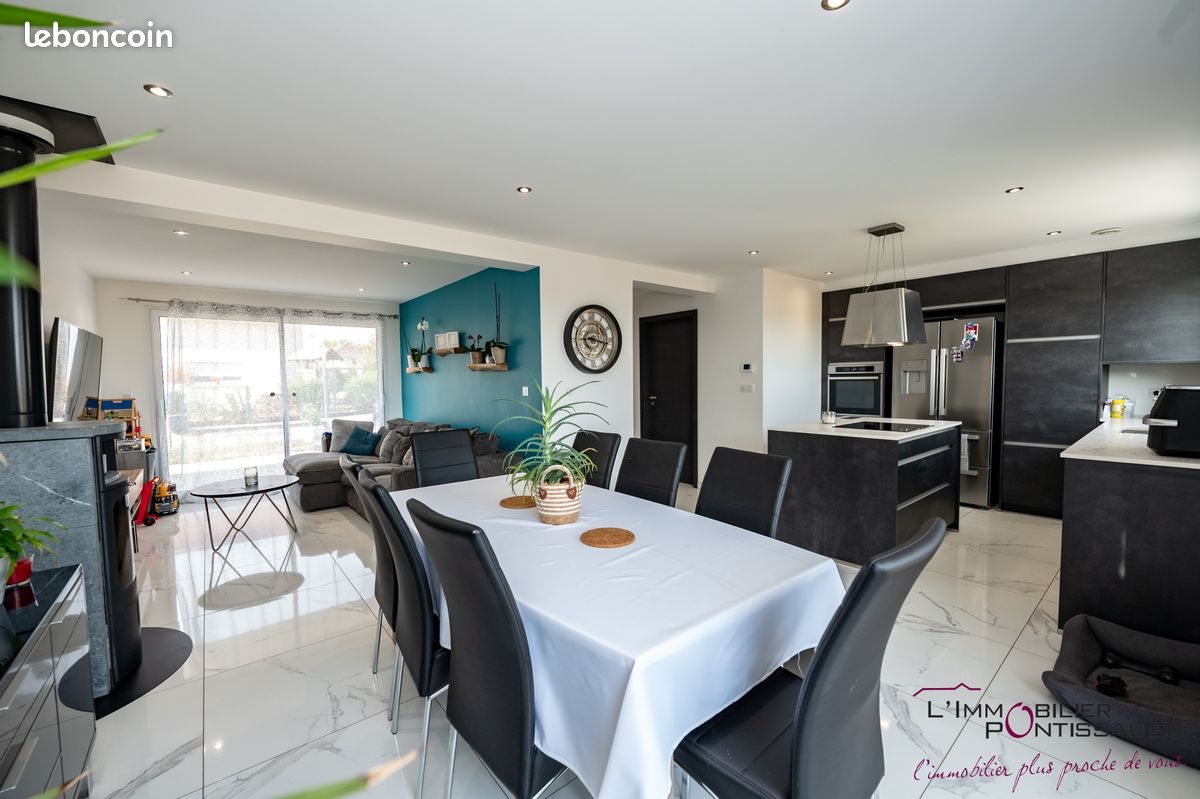 Maison à vendre, 97m², Houtaud