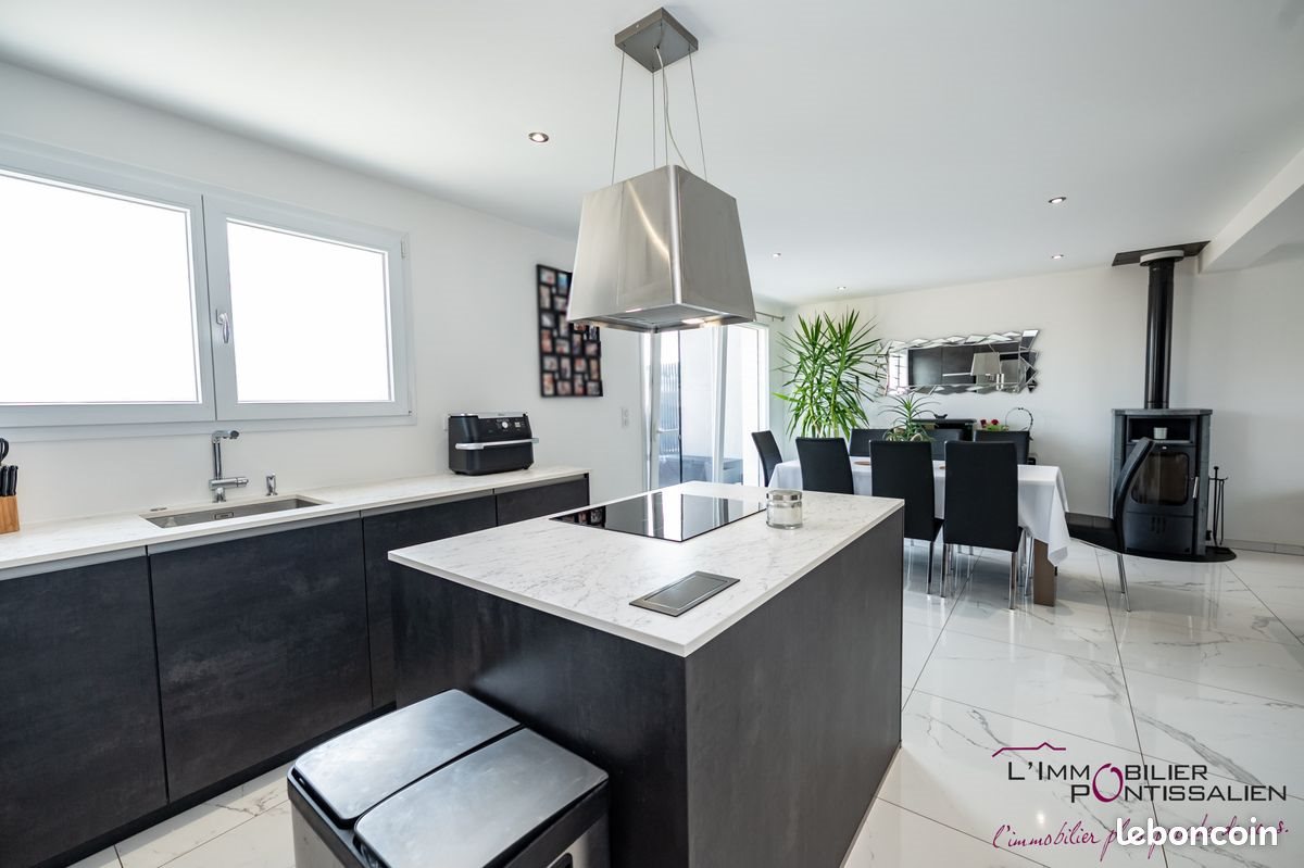 Maison à vendre, 97m², Houtaud