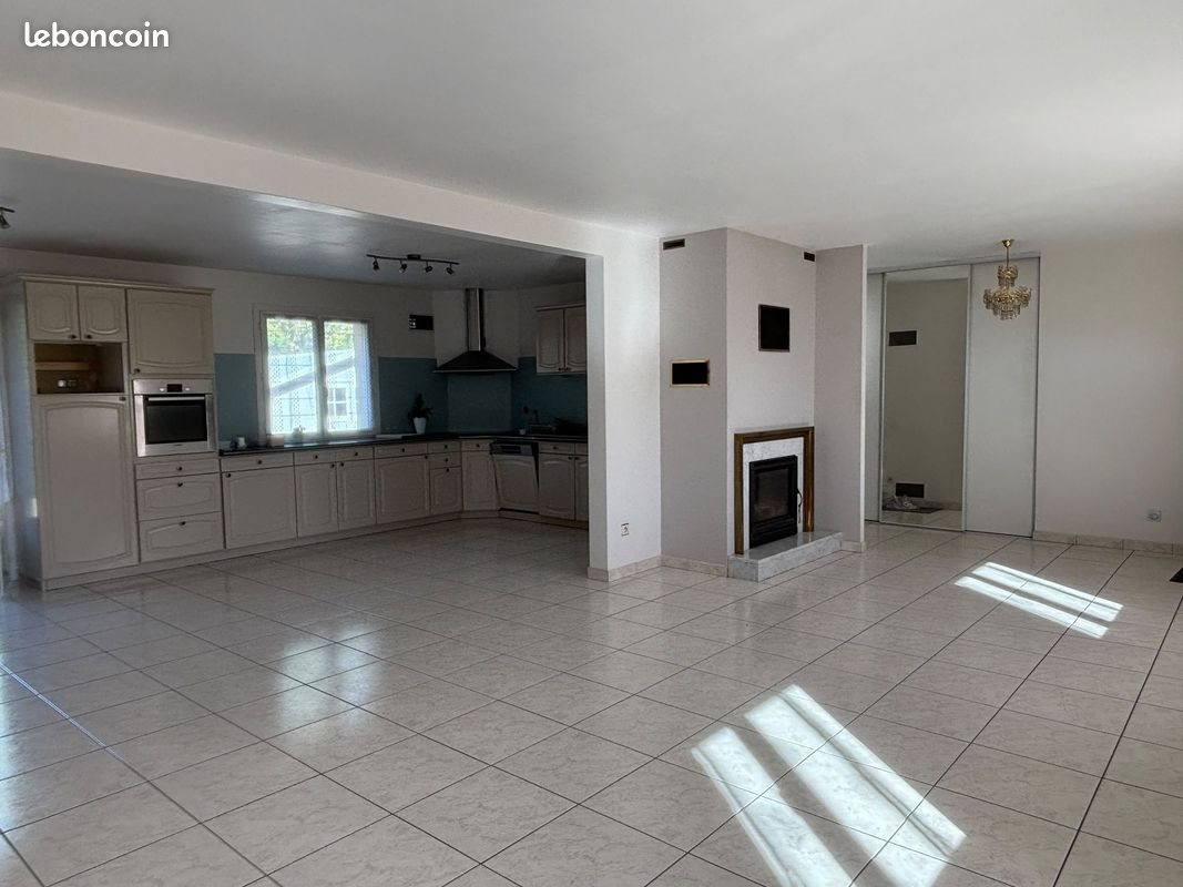 Maison à vendre, 152m², Sainte-Savine