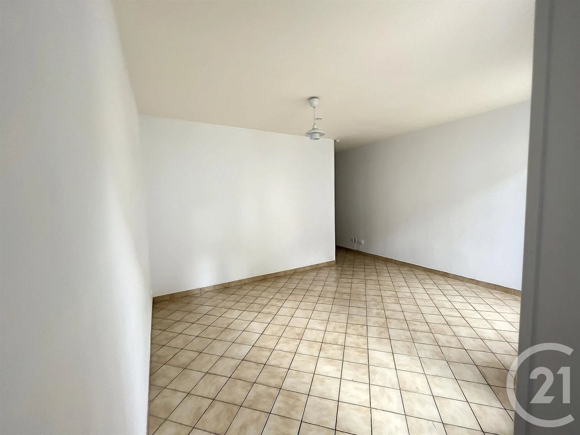 Appartement à louer, 26m², Troyes