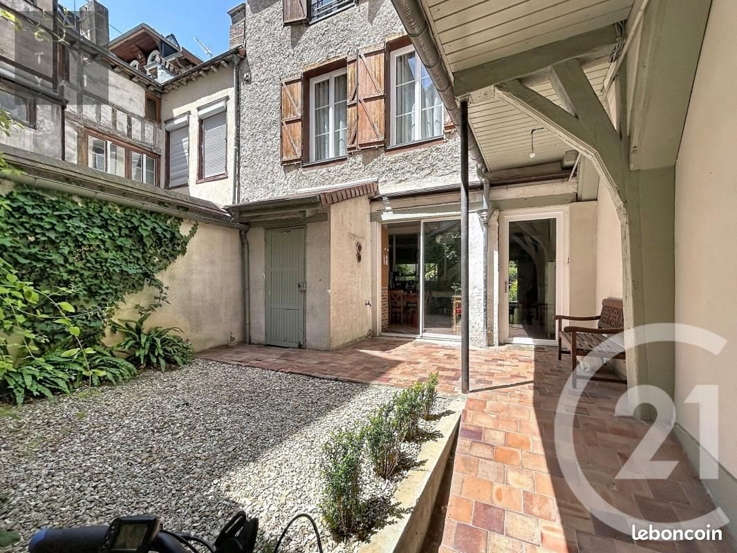Maison à vendre, 237m², Troyes