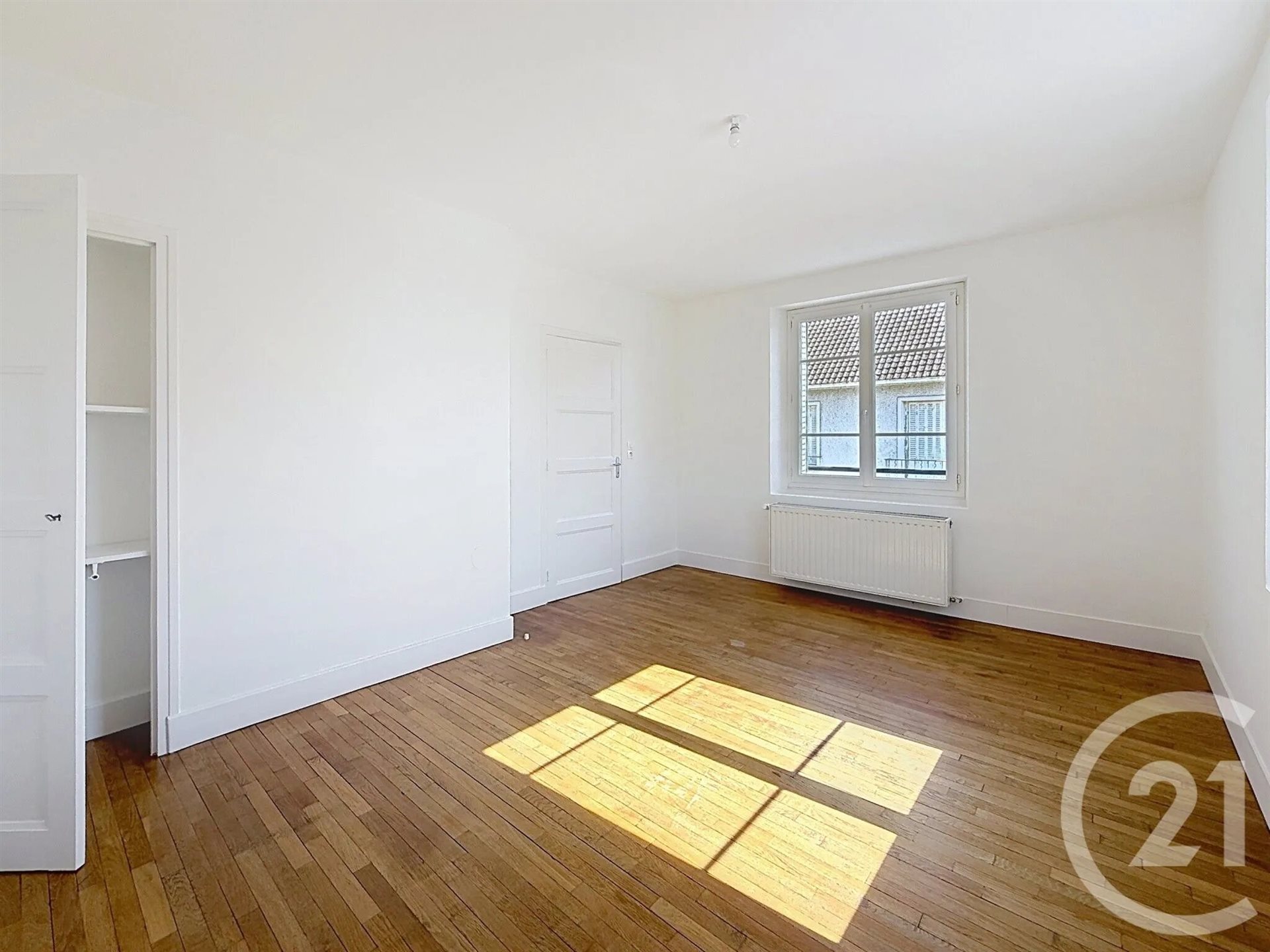 Appartement à louer, 69m², Pont-Sainte-Marie