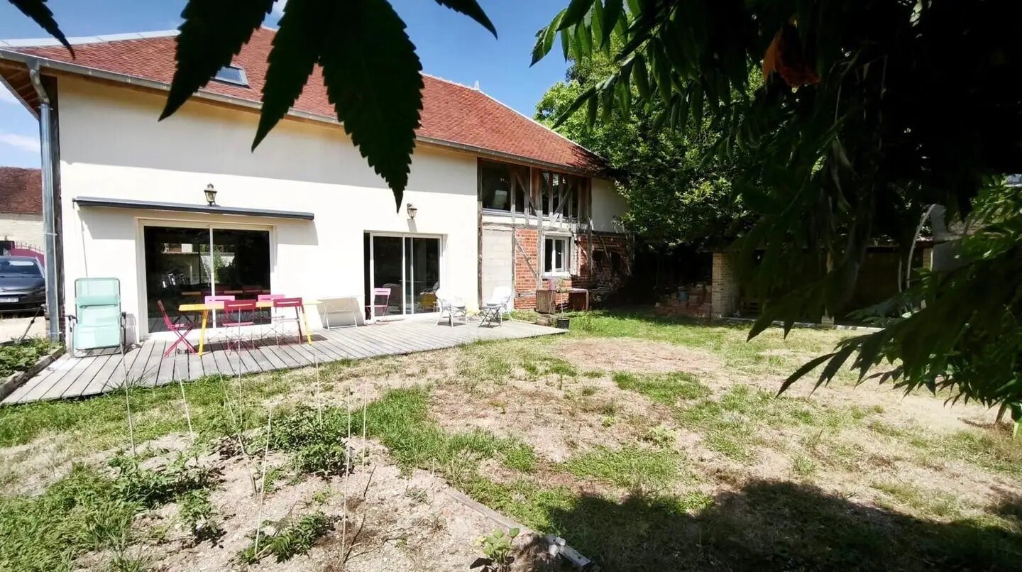 Maison à vendre, 240m², Mesnil-Saint-Père