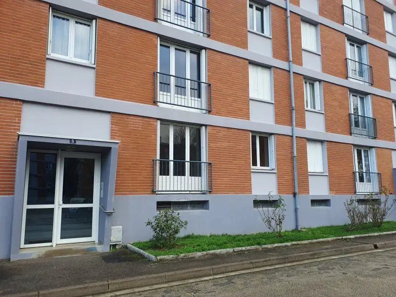 Appartement à louer, 64m², Saint-Julien-les-Villas