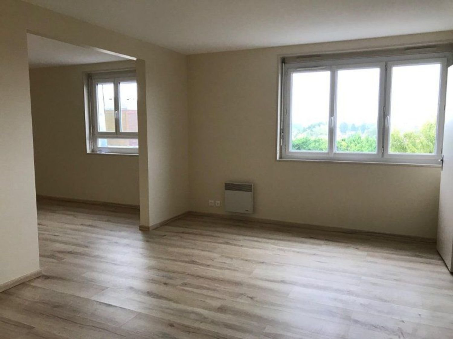 Appartement à louer, 83m², Saint-Julien-les-Villas