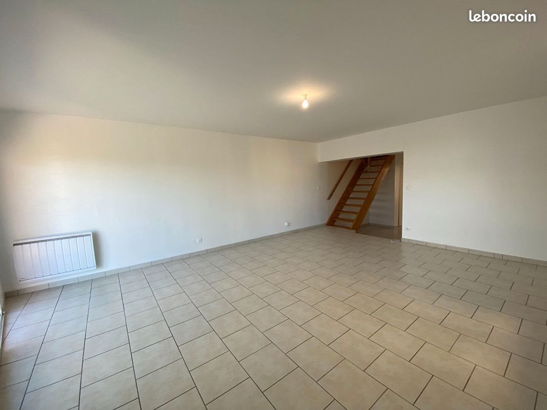 Maison à louer, 92m², Cheminon