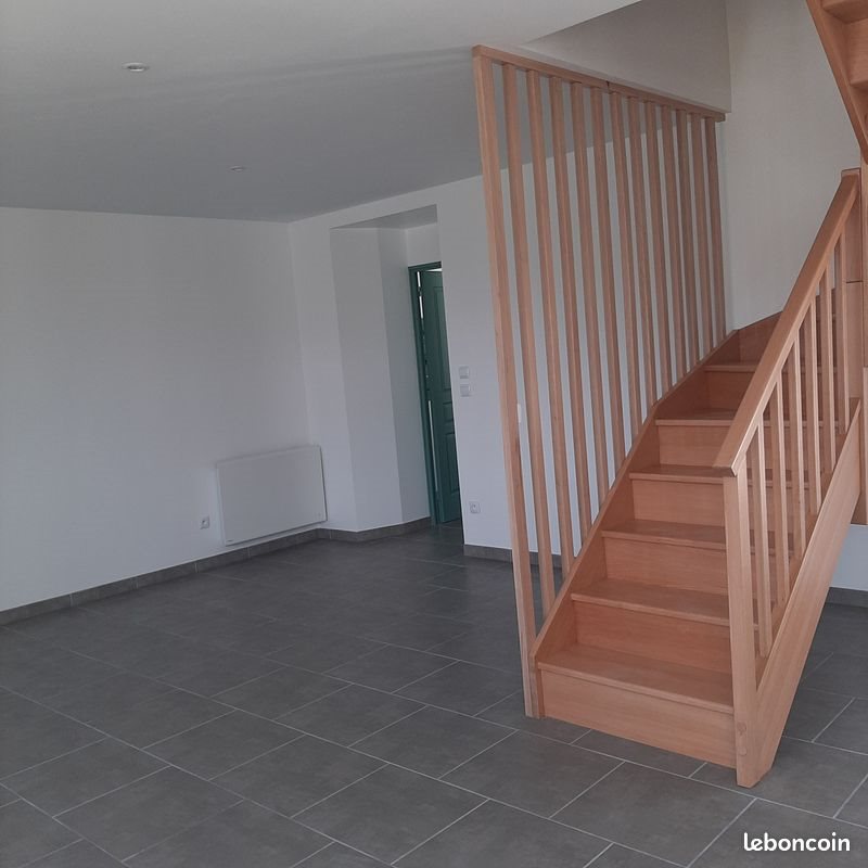Maison à louer, 99m², Laval