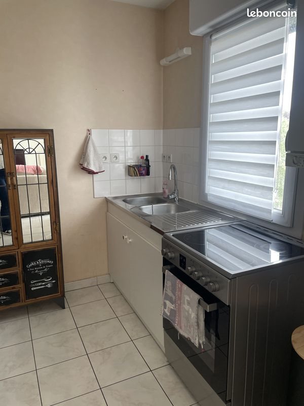 Appartement à louer, 45m², Saint-Berthevin