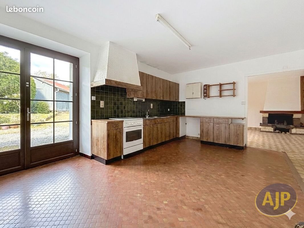 Maison à vendre, 95m², Rougé