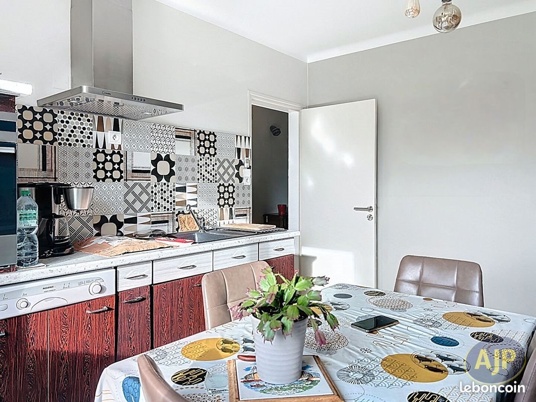 Maison à vendre, 130m², Rougé
