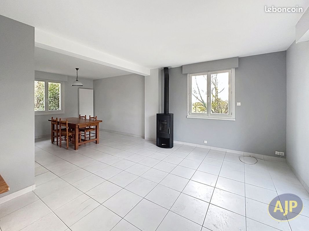 Maison à vendre, 122m², Erbray