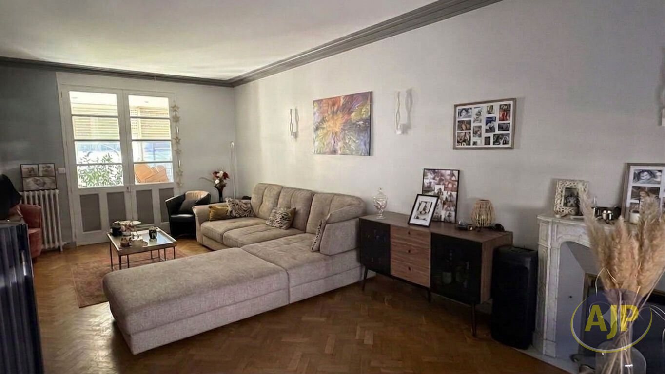 Maison à vendre, 207m², Angers