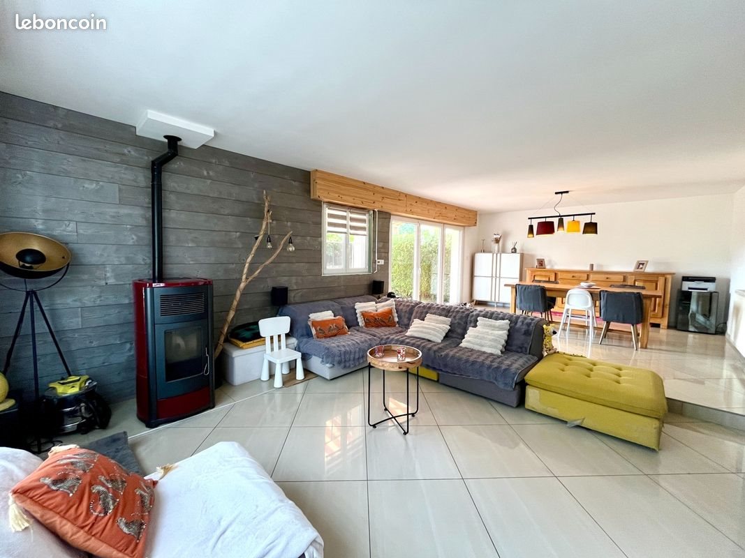 Maison à vendre, 130m², Courcelles-lès-Montbéliard