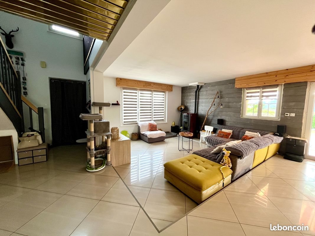 Maison à vendre, 130m², Courcelles-lès-Montbéliard