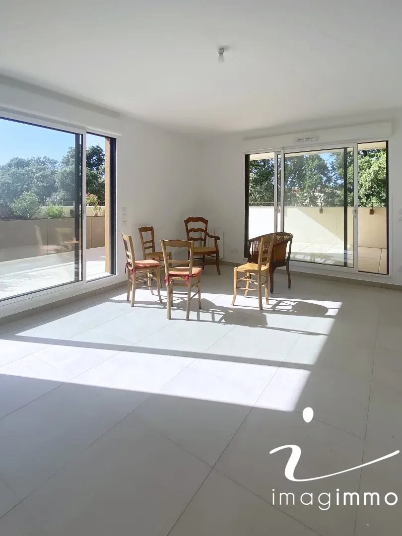 Appartement à vendre, 66m², Castries