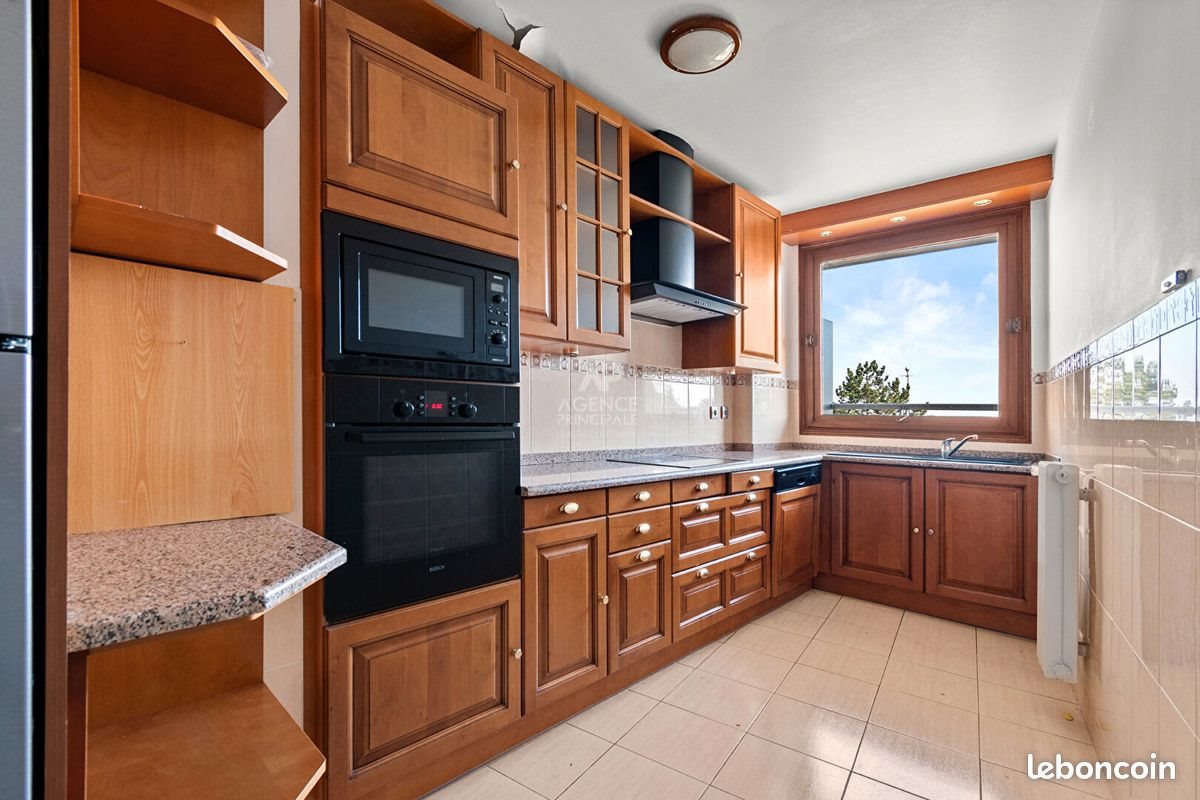 Appartement à louer, 75m², Saint-Germain-en-Laye