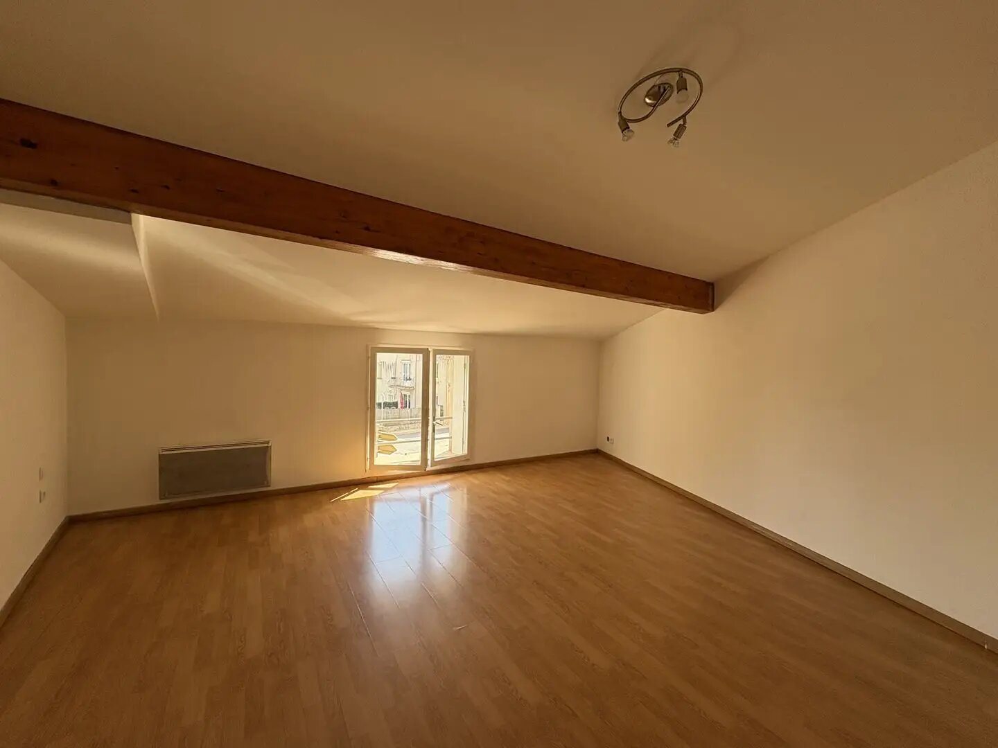 Appartement à louer, 89m², Lasbordes