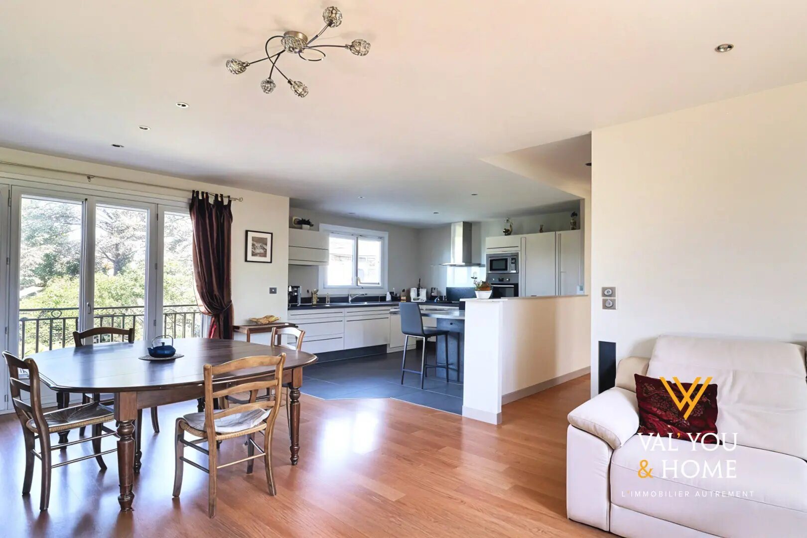 Maison à vendre, 197m², Saint-Genis-Laval