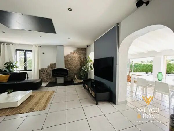 Maison à vendre, 204m², Charly