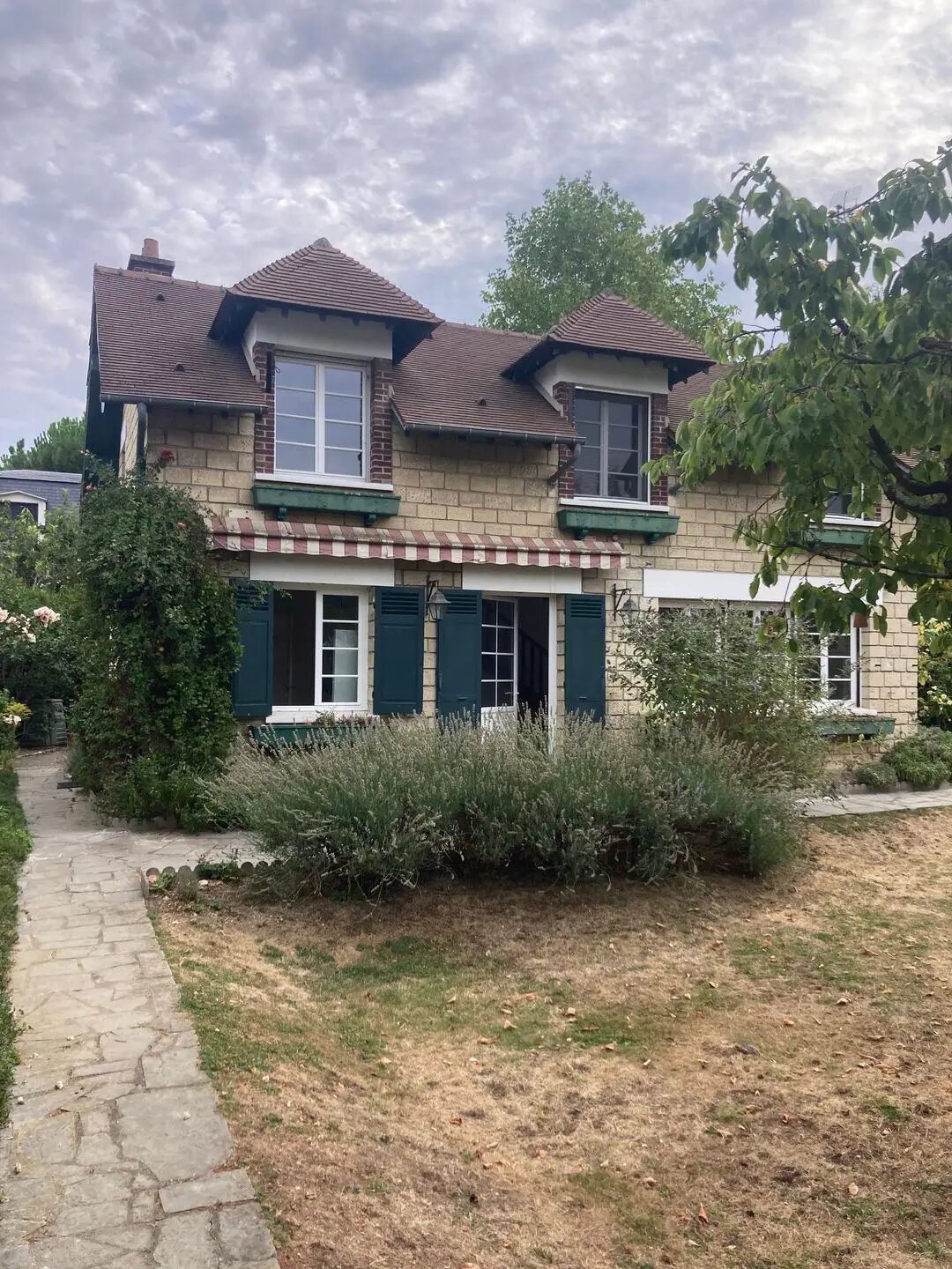 Maison à louer, 132m², Marnes-la-Coquette