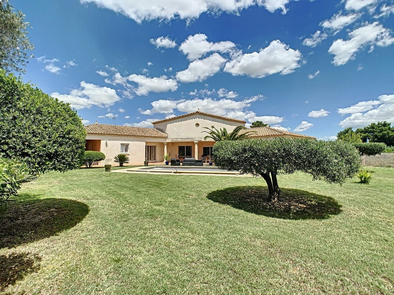 Maison à vendre, 184m², Générac