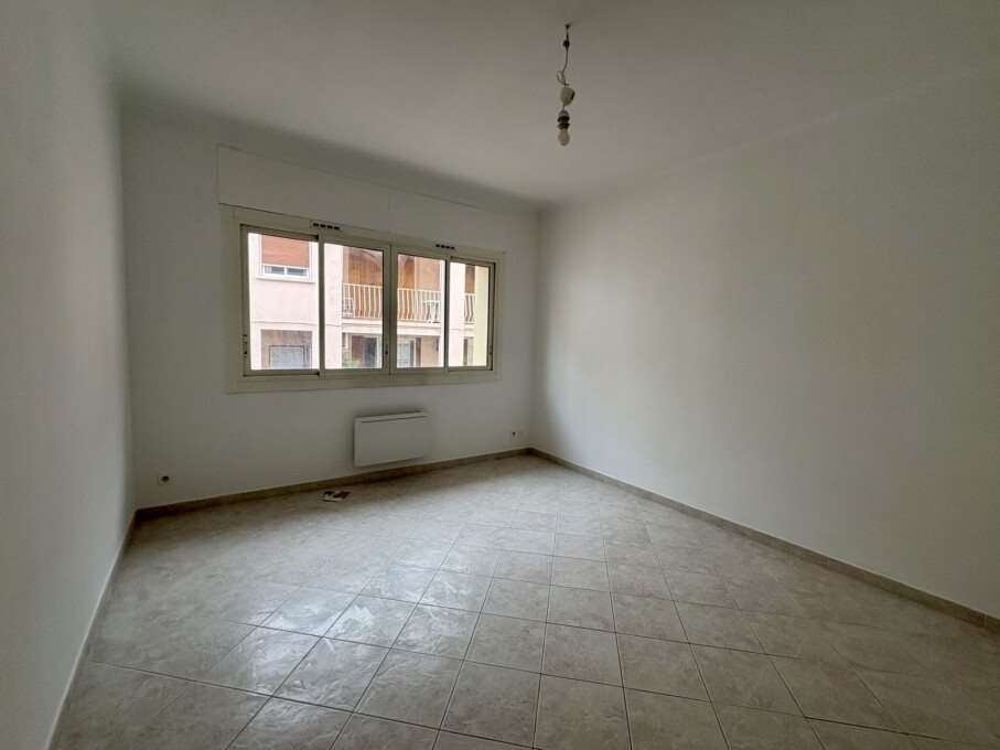 Appartement à louer, 30m², Cassis